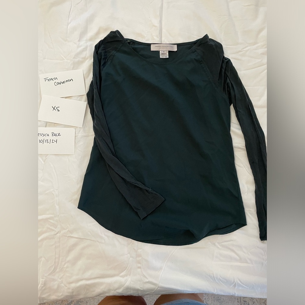 Size XS French connection long sleeve, green top.